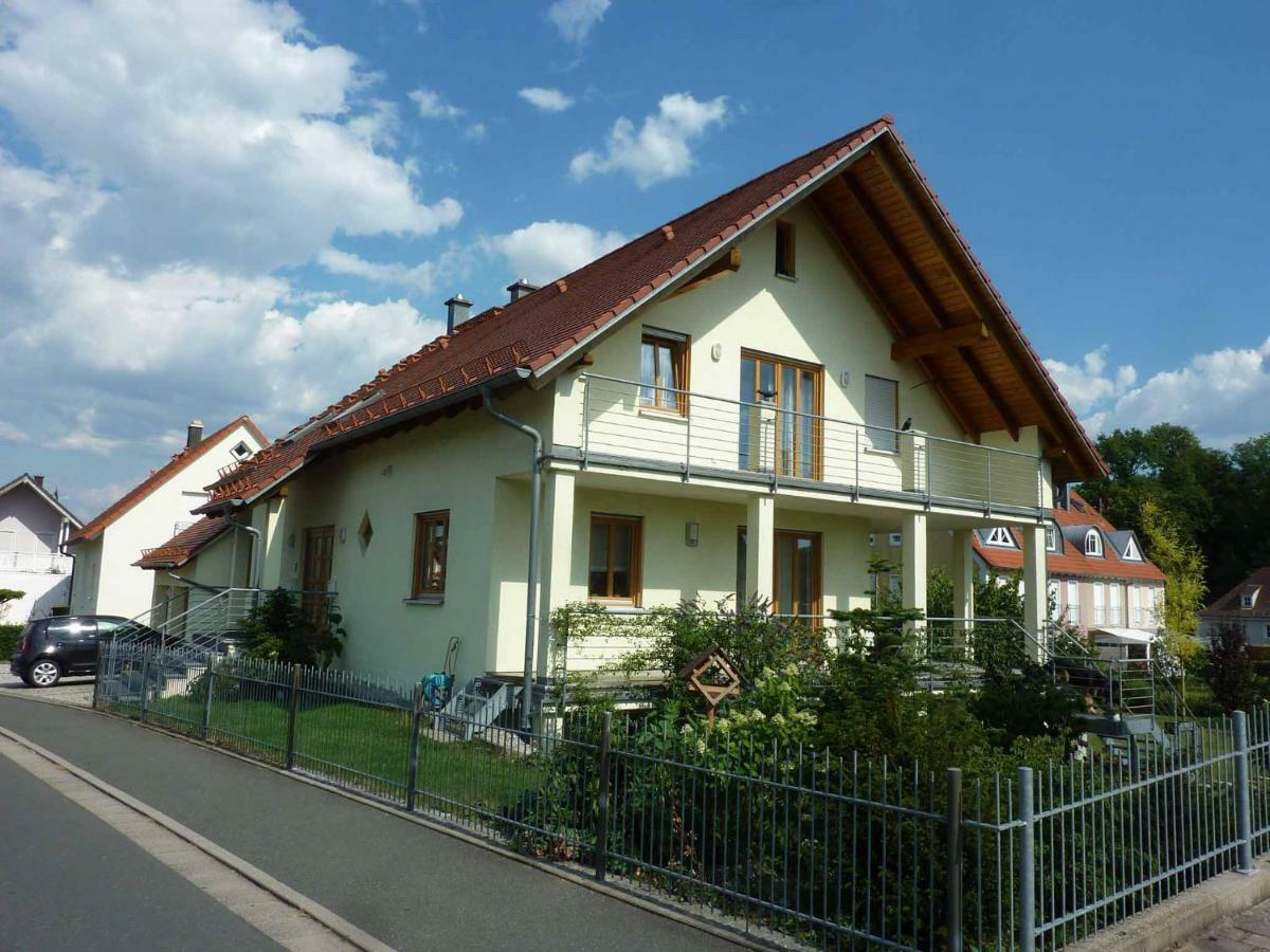 Ferienwohnung Fantaisie Eckersdorf Bagian luar foto